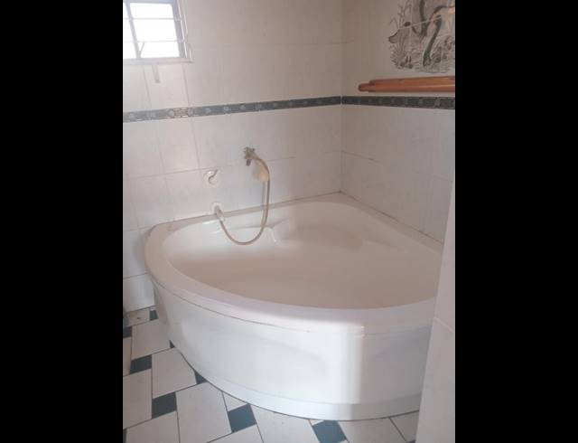 1 BEDROOM PROPERTY TO RENT IN BIRDSWOOD